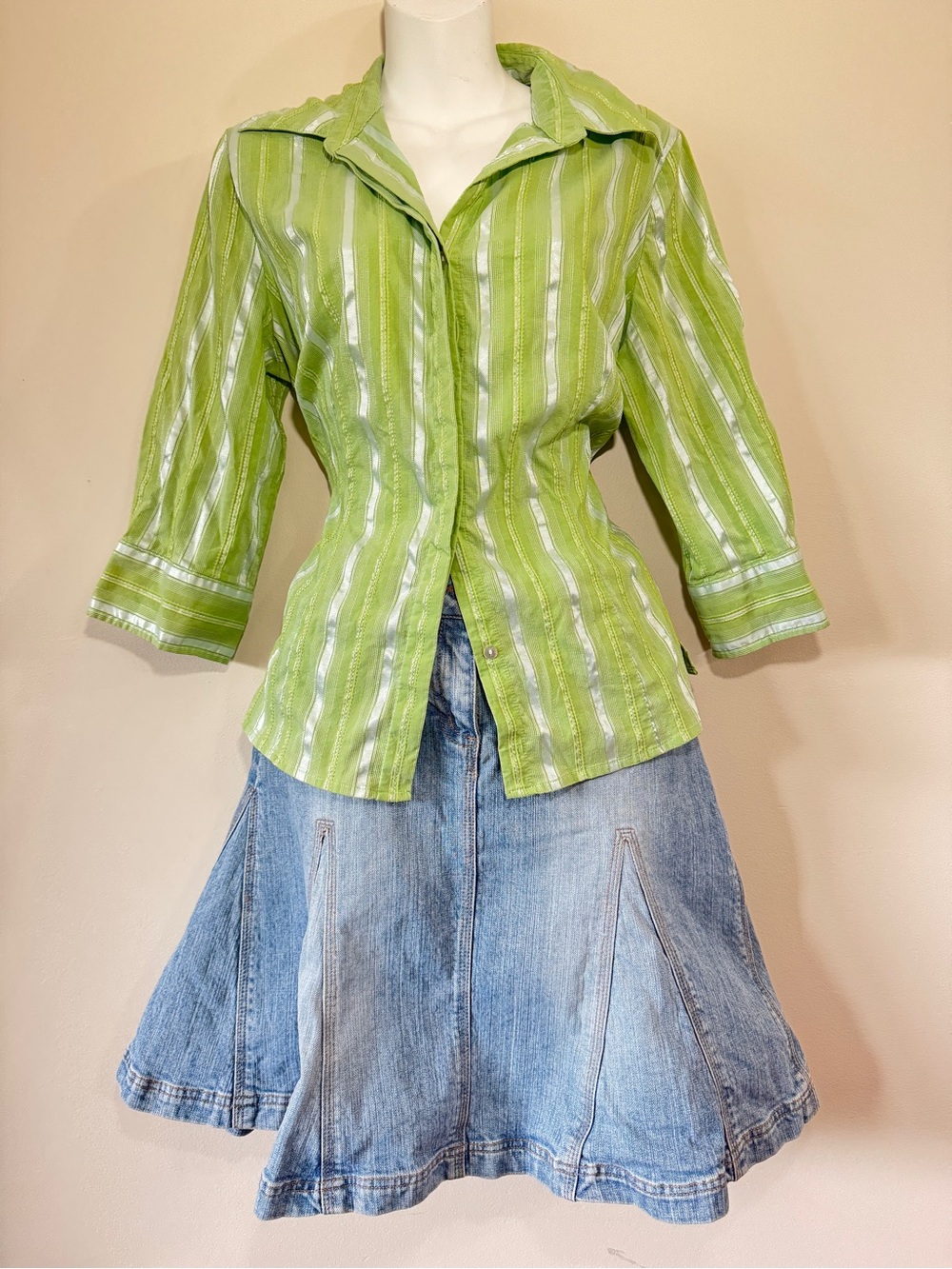Y2K Togo Green Metallic White Striped Button Down Collared Blouse